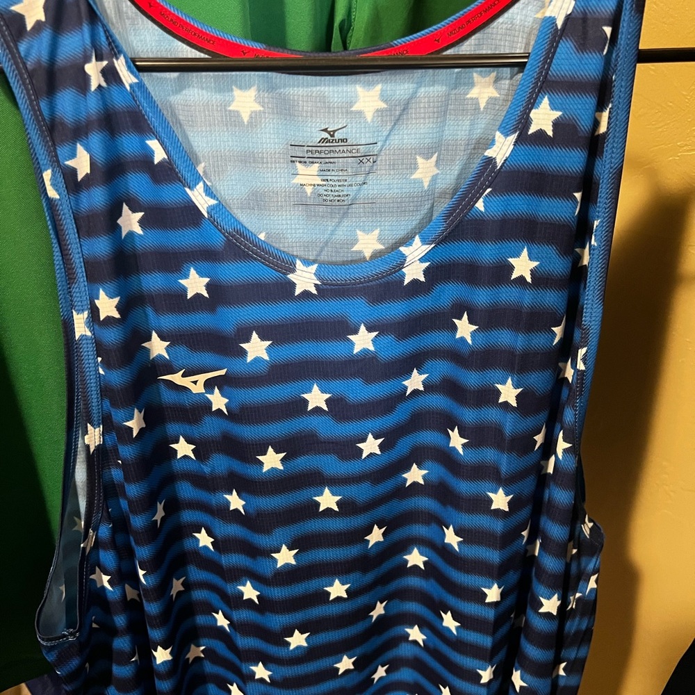 Mizuno track shirt